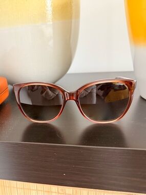 Fossil Women's Cat-Eye Sunglasses in Tortoise Brown